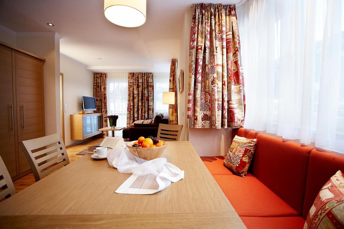 Sonnblick Apartments Und Zimmer - Nationalpark Sommercard Inklusive Холерсбах им Пинцгау Екстериор снимка