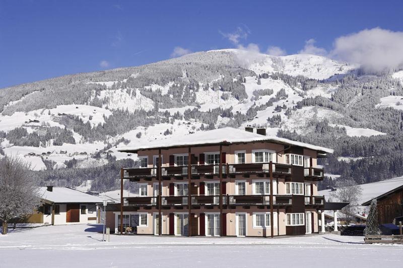 Sonnblick Apartments Und Zimmer - Nationalpark Sommercard Inklusive Холерсбах им Пинцгау Екстериор снимка